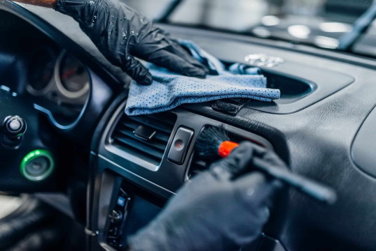 car-interior-cleanings-vadodara